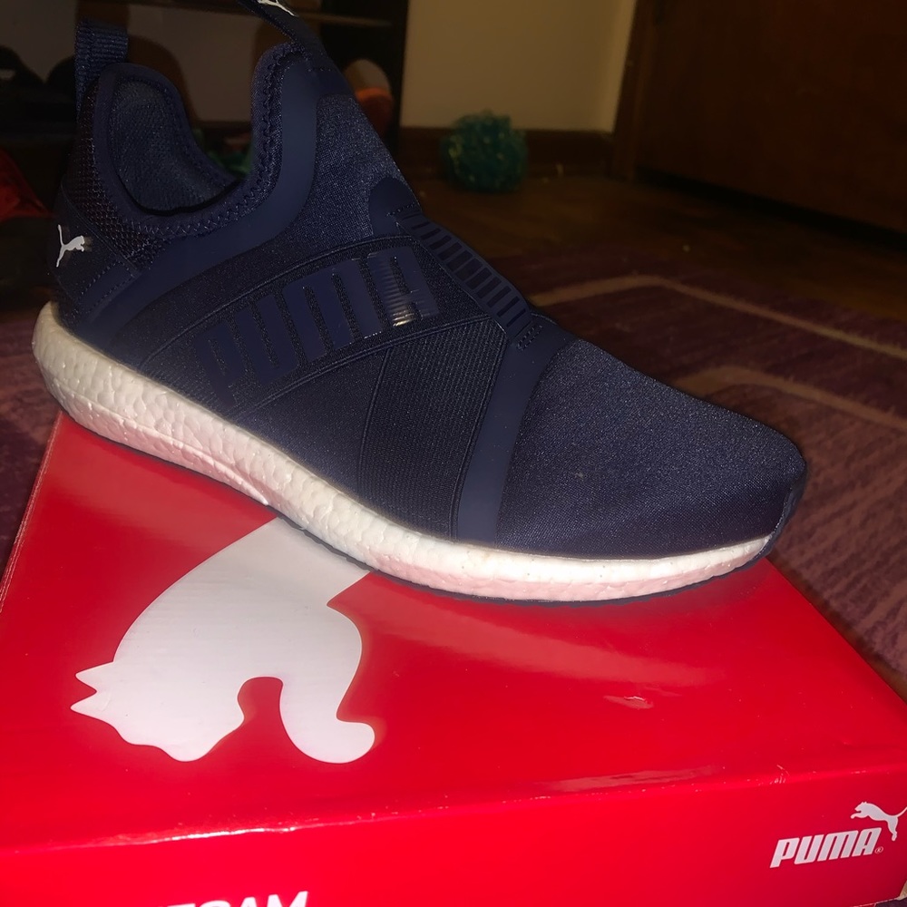 Puma soft foam Athletic shoes